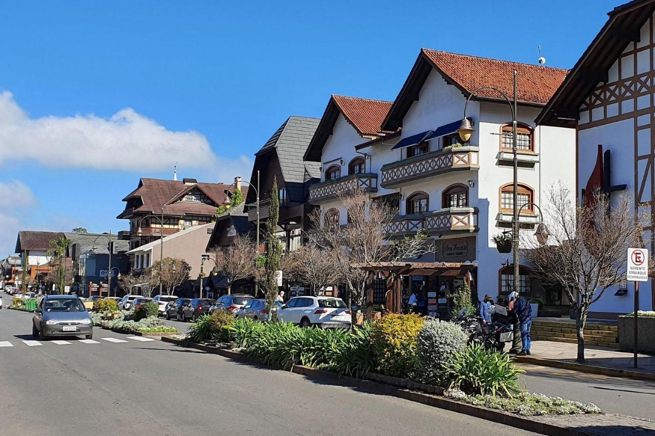 Ap. De 4 Quartos Com Ar A 150M Da Rua Coberta Gramado Dış mekan fotoğraf